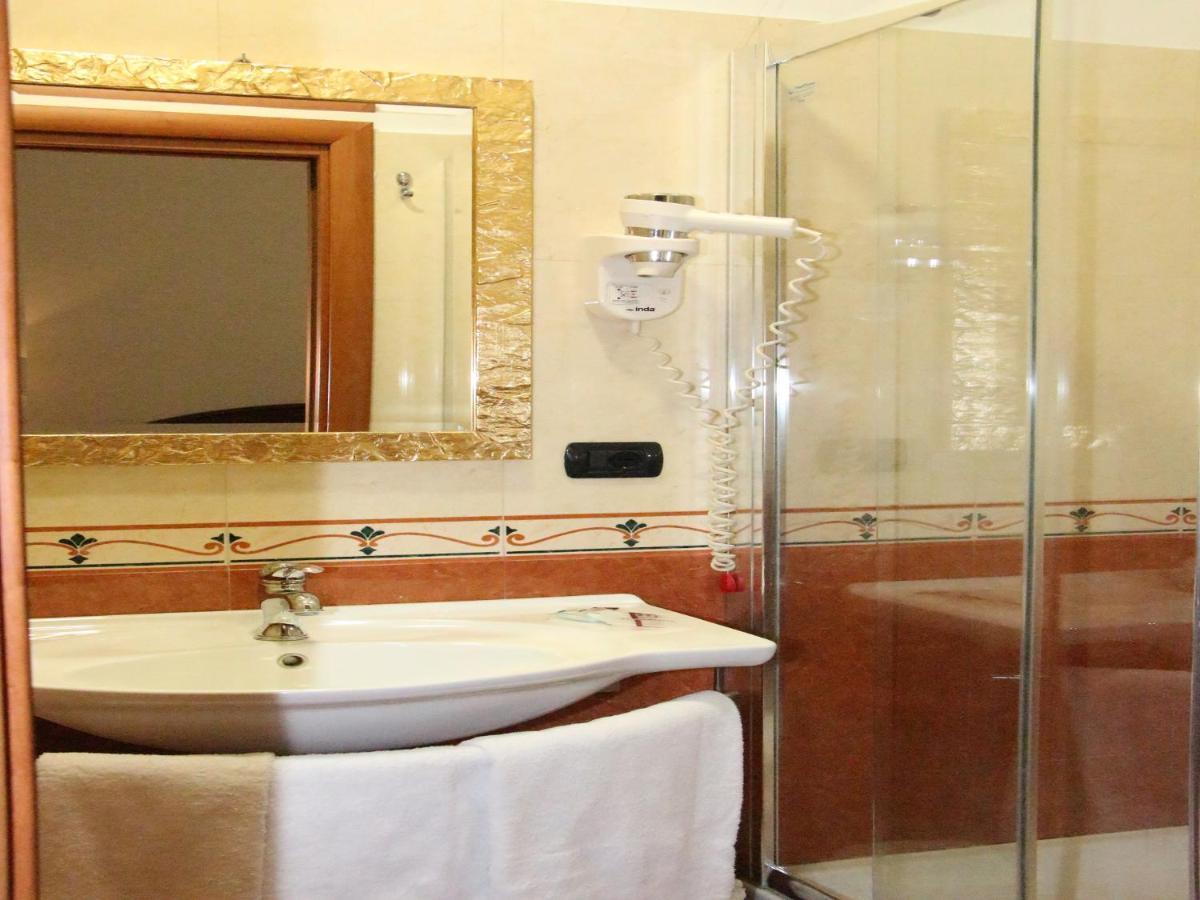 Guest House Galaxy Roma Exterior foto
