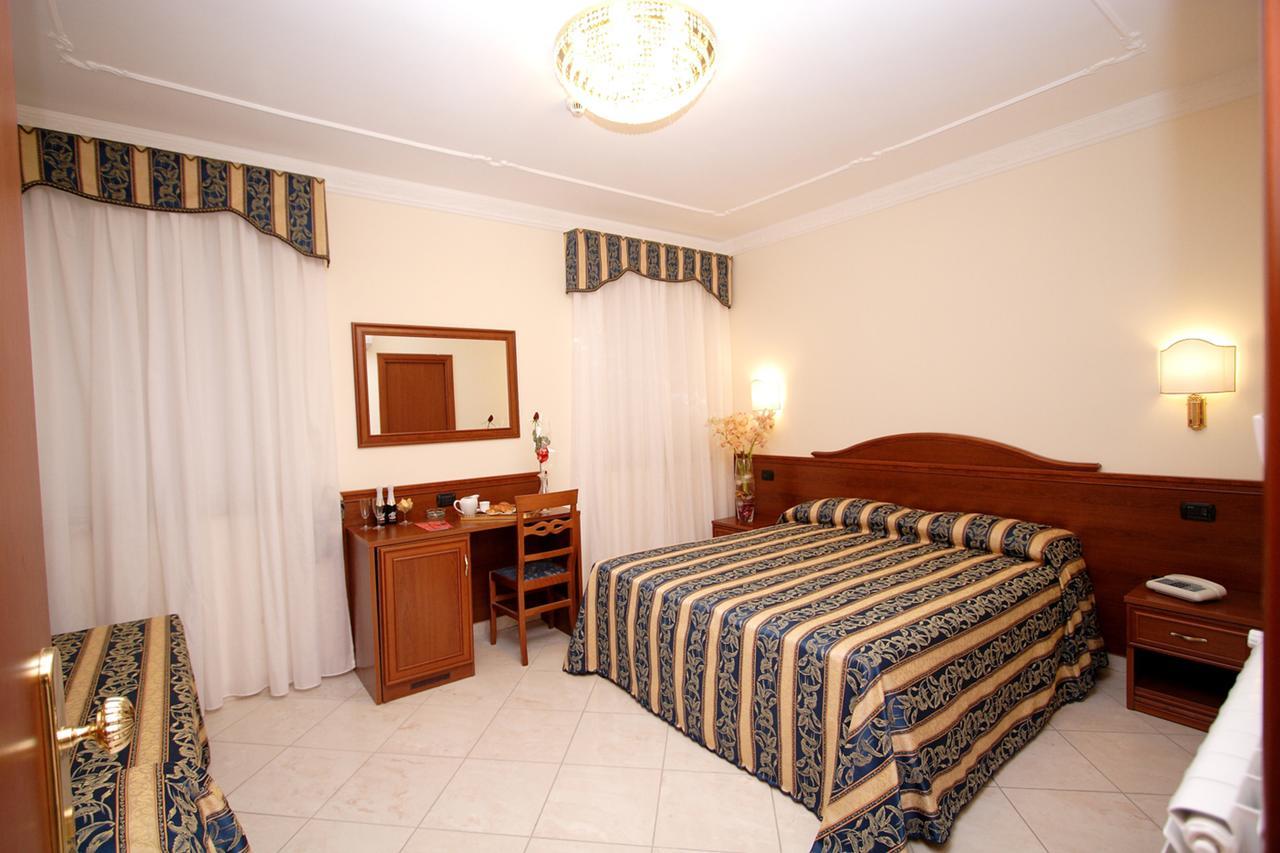 Guest House Galaxy Roma Exterior foto